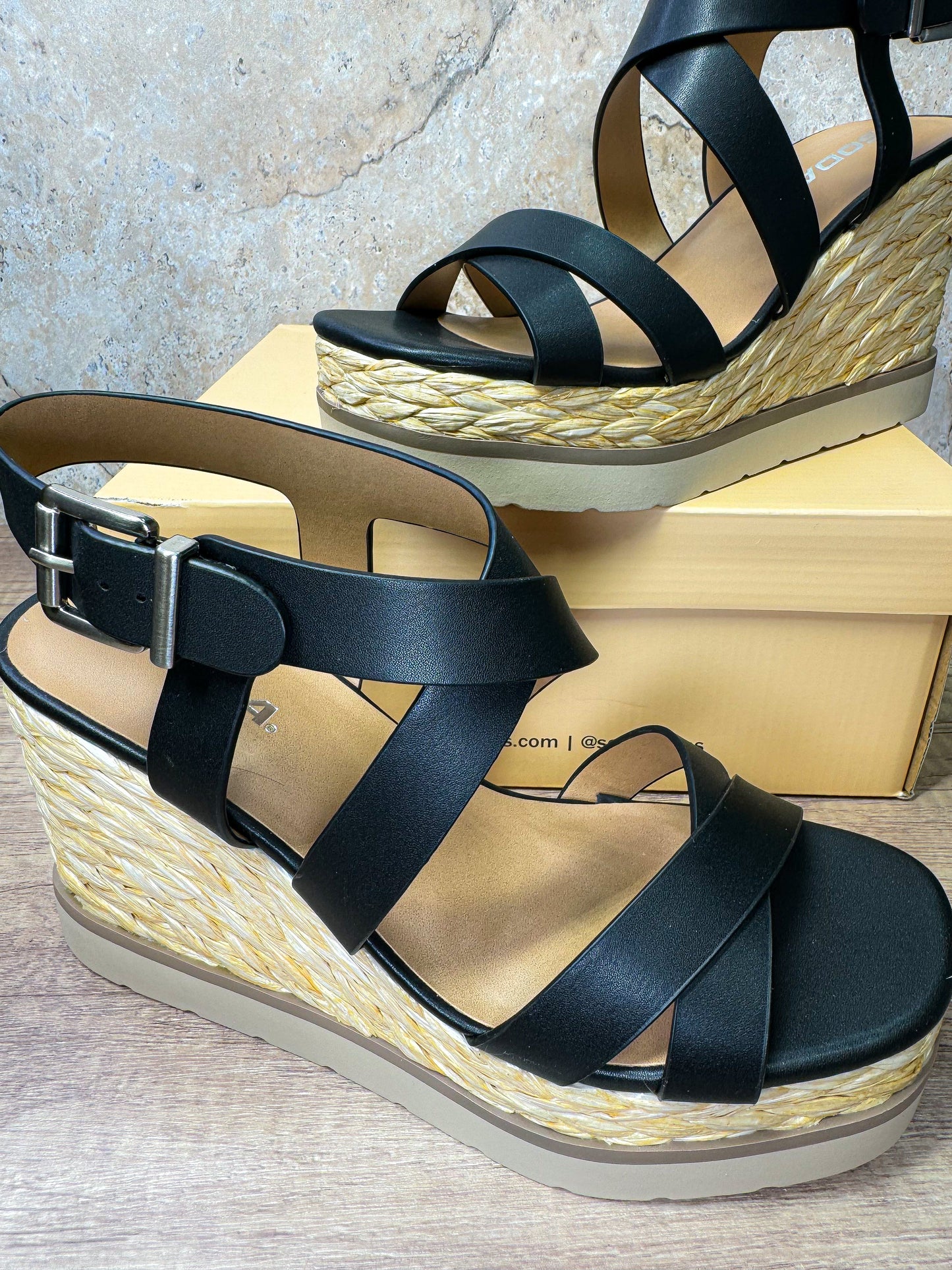 Rhonda Wedge Sandals | Black