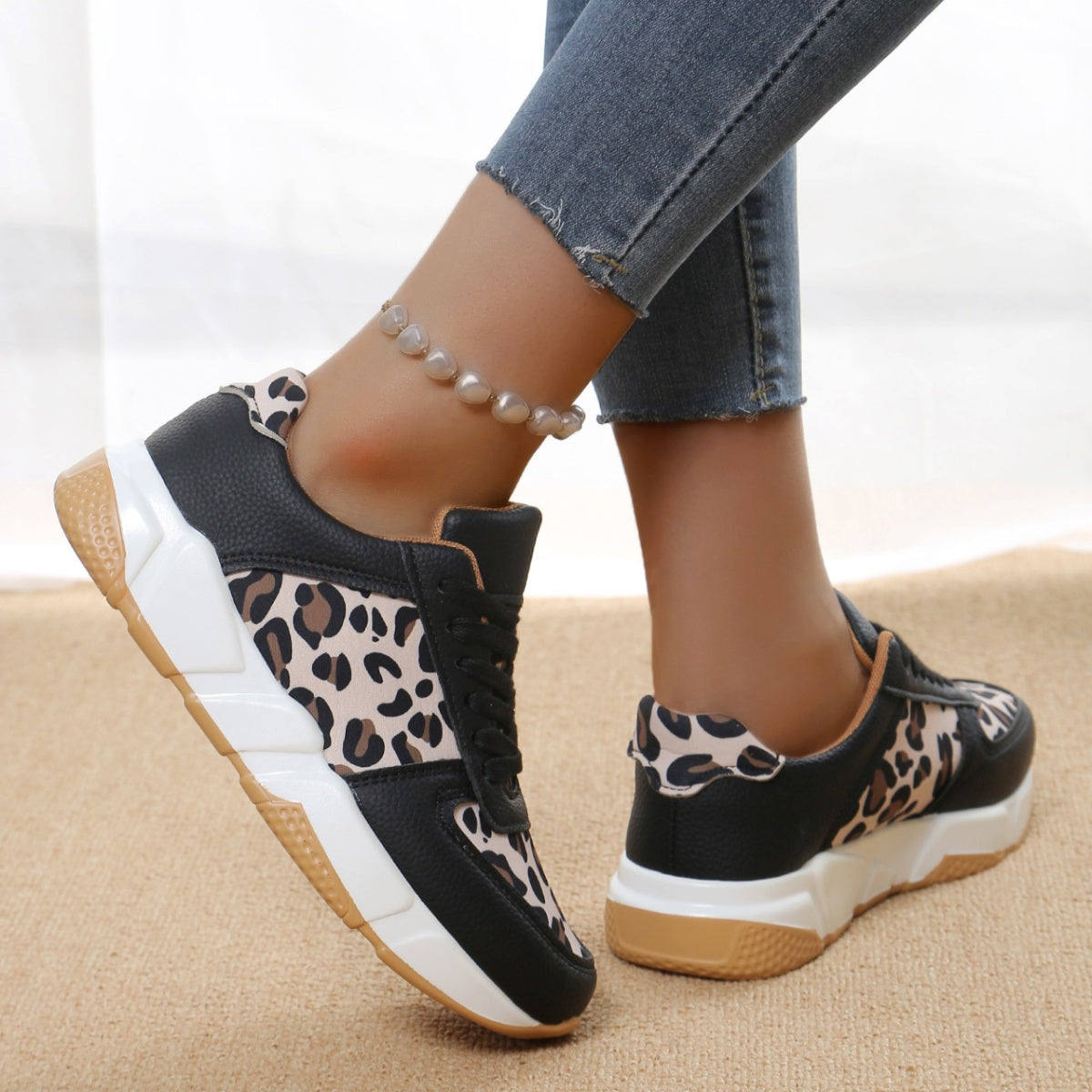 cd0af555-c541-4c5e-b60e-27bc03fd3fd0-Max