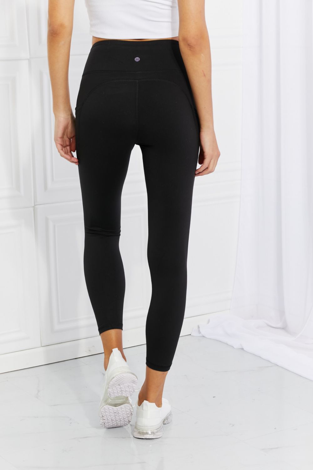 Strengthen & Lengthen Reflective Dot Active Leggings