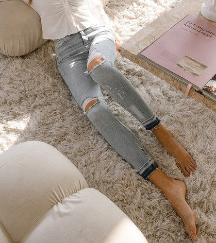 Beach House Mid-Rise Cropped Skinny Jeans | Flying Monkey