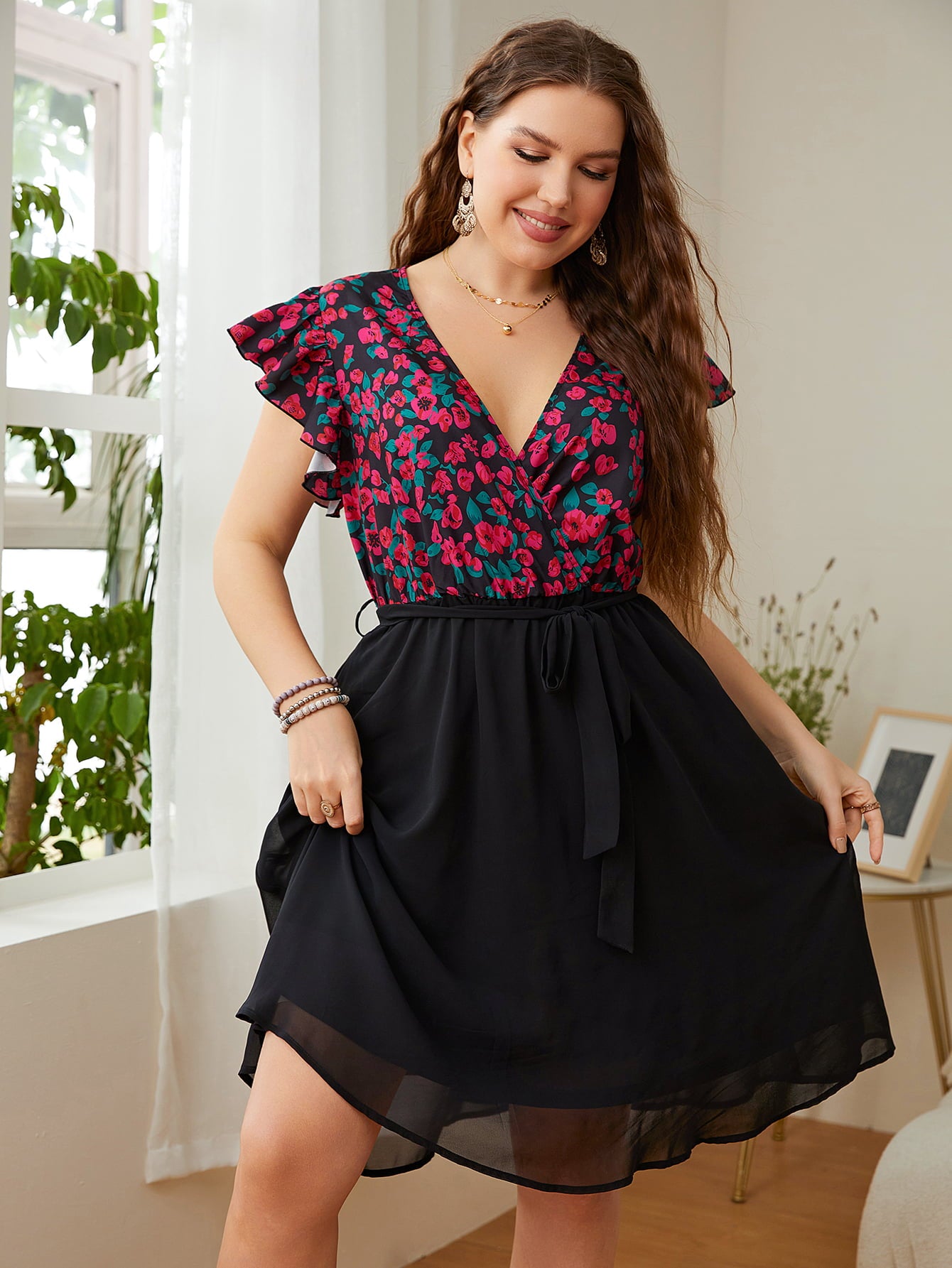 Floral Surplice Flutter Dress | Curvy