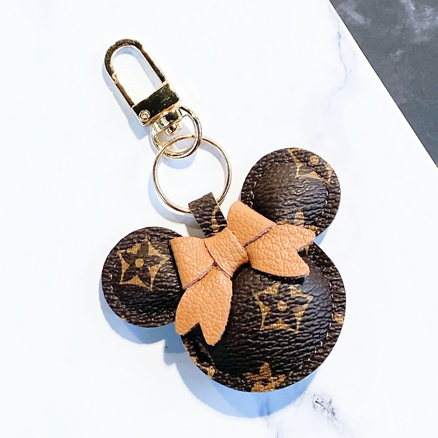 Magical Mouse Luxe Keychain Ring | Brown & Cream - Bella Lia Boutique
