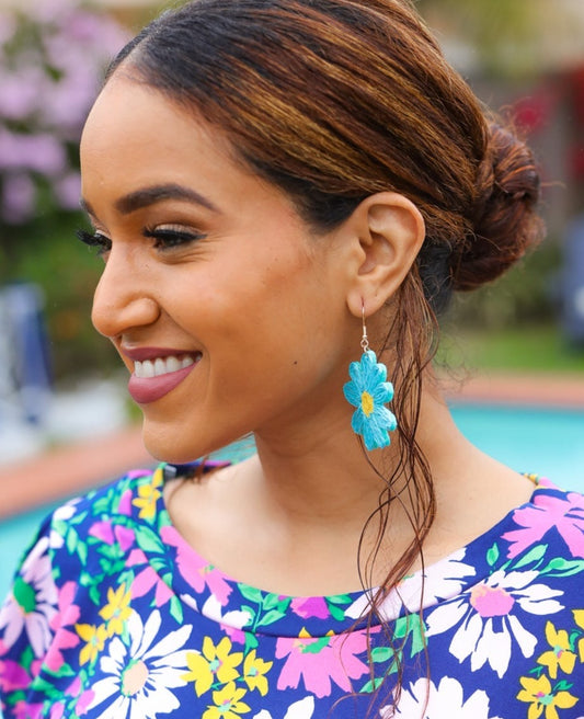 Daisy Flower Earrings | Sky Blue