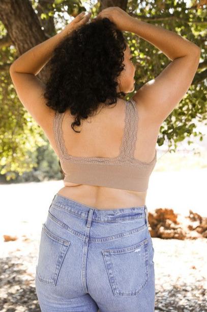 Madilyn Lace Trim Bralette | Curvy
