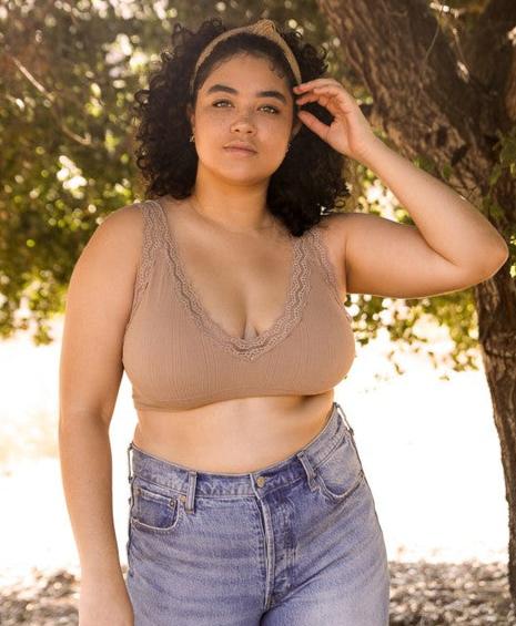Madilyn Lace Trim Bralette | Curvy