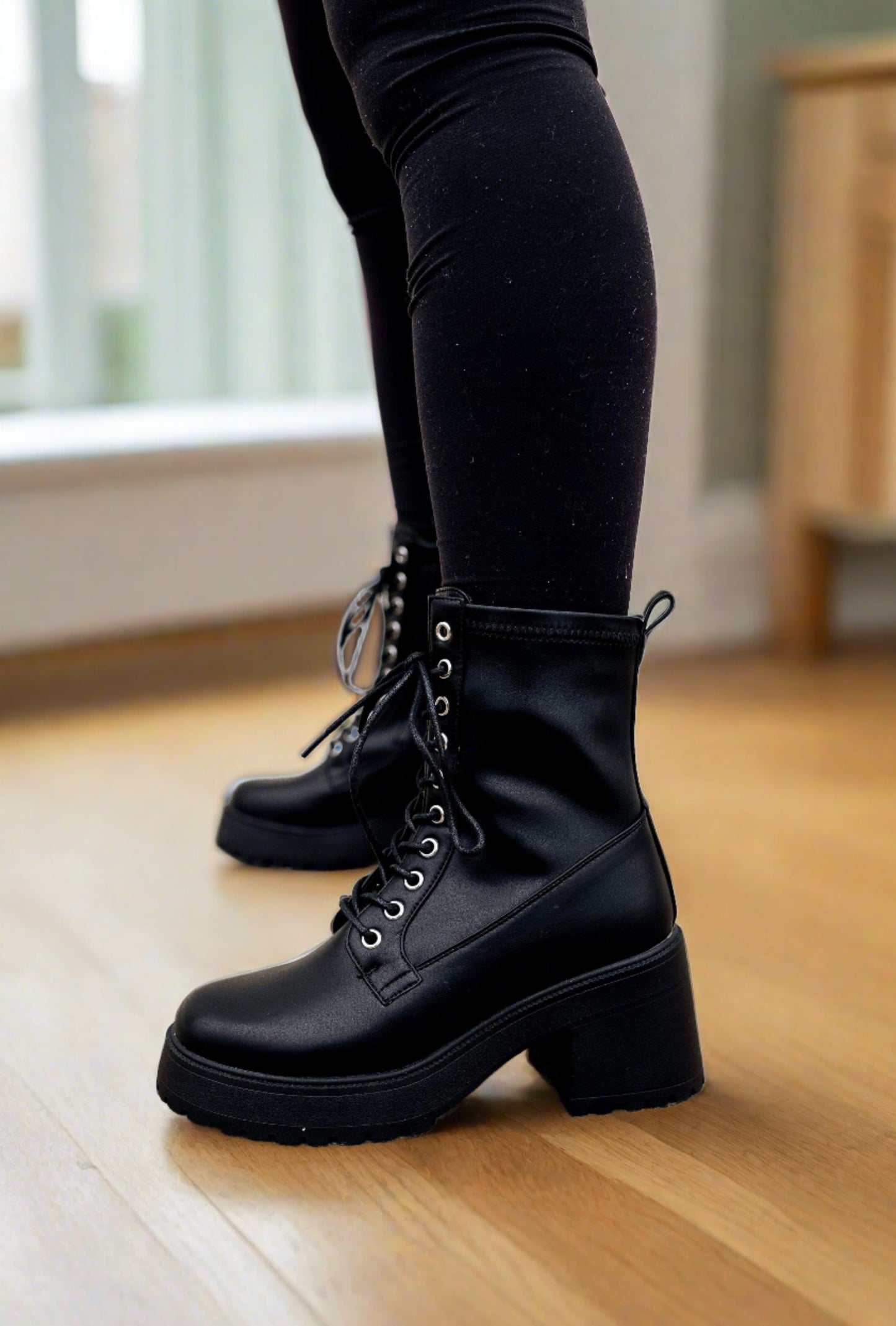 Carmen Combat Boots | Black