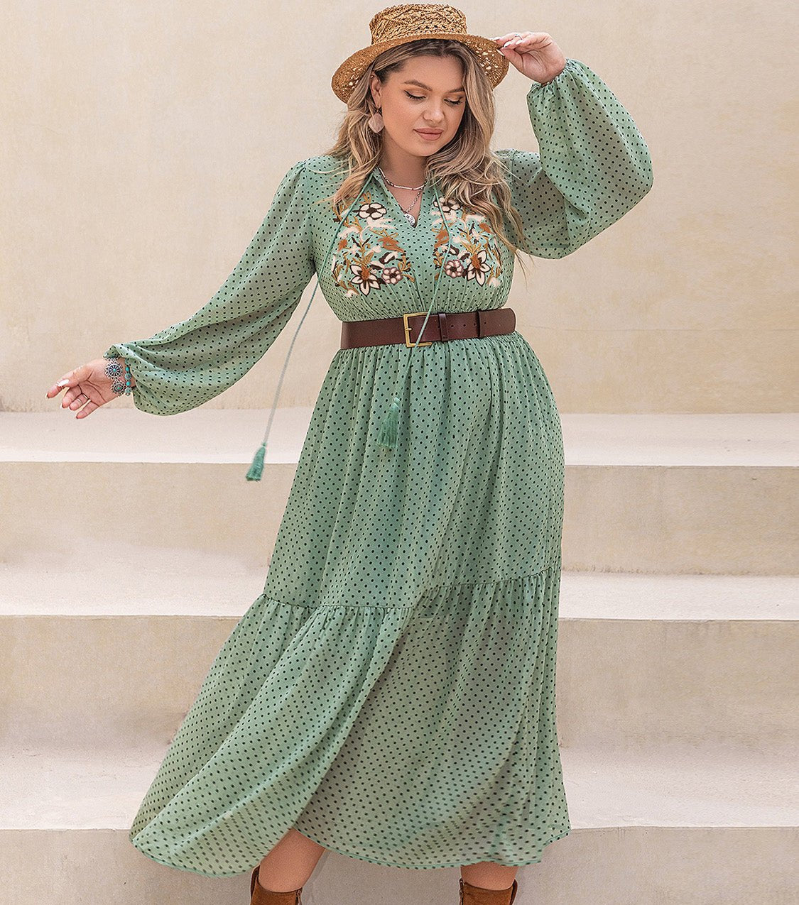 Skyla Tassel Midi Dress | Curvy