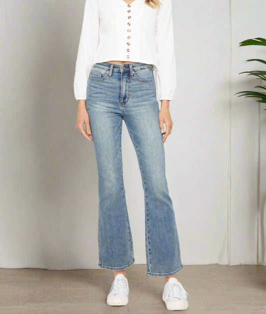 442ff47b-1396-4133-a0ae-1311346912c0-Max