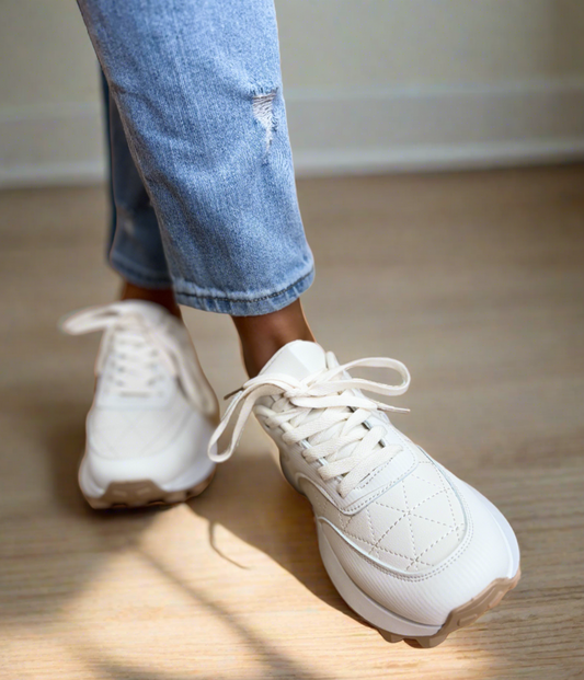 Layla Sneakers | Beige