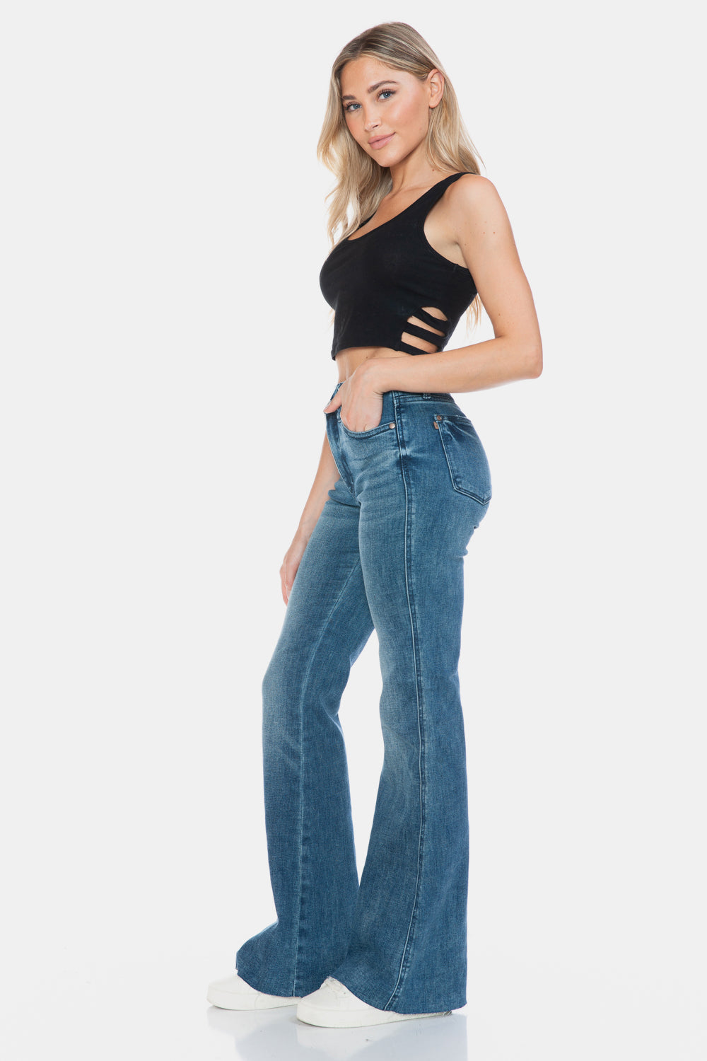 Zoey Tummy Control Flare Jeans | Judy Blue