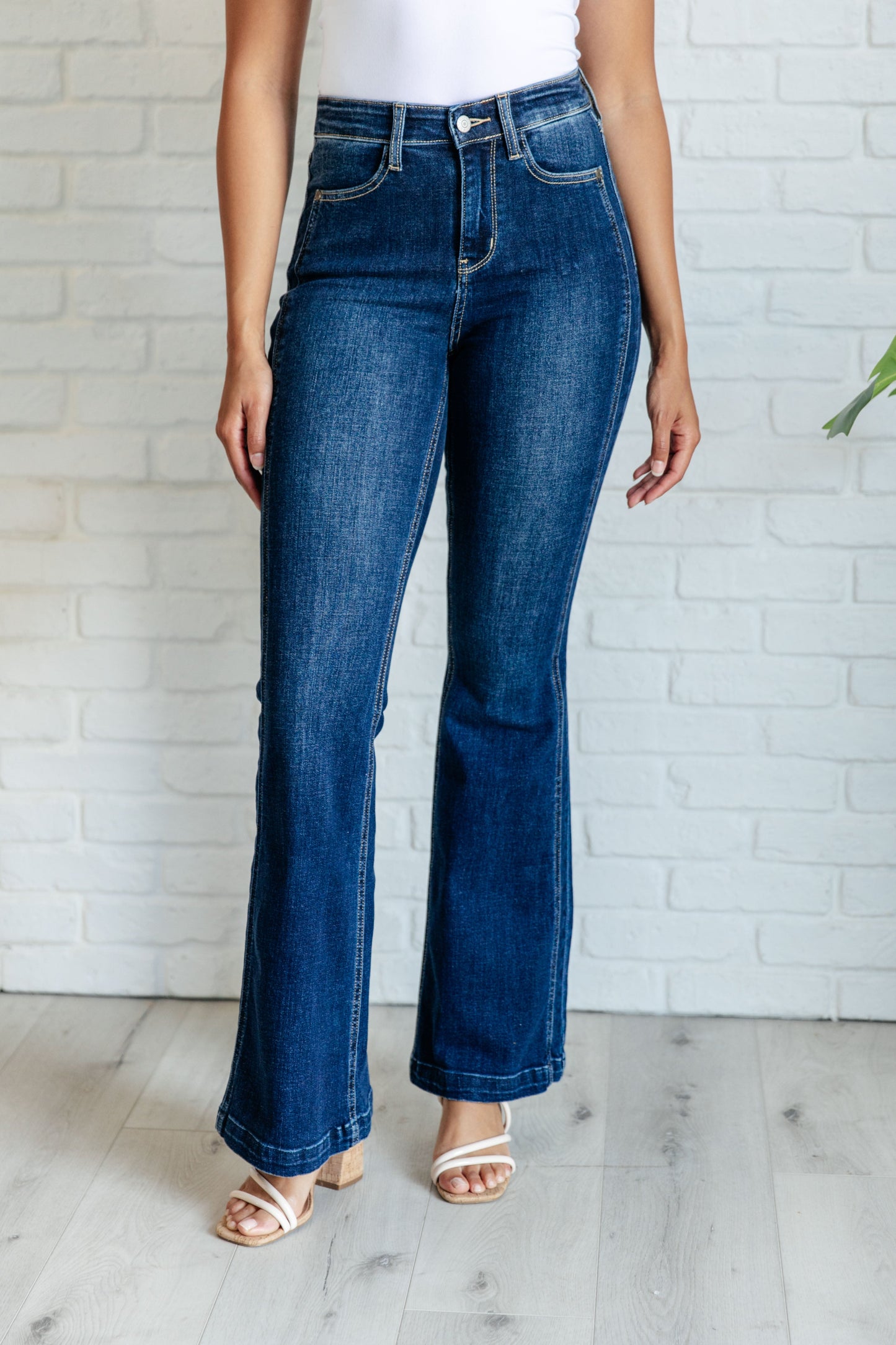 Mavis High-Rise Side Seam Flare Jeans | Judy Blue