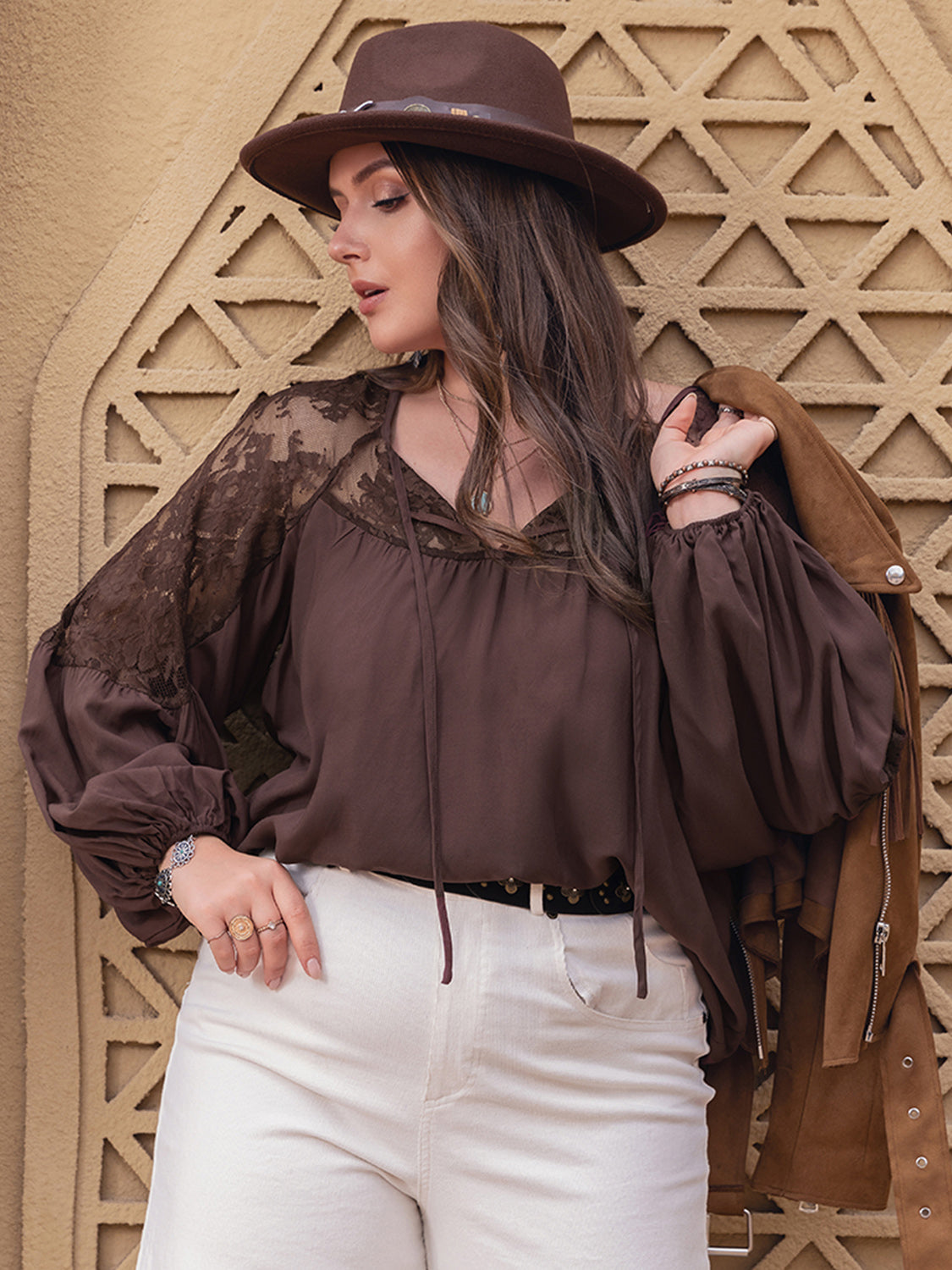 Beatrice Lace Blouse| Curvy