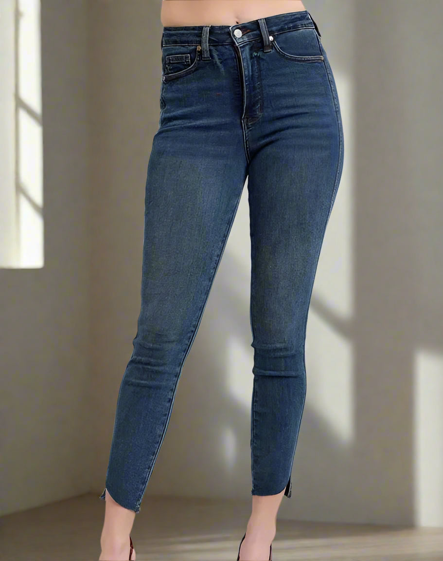 8c2dadb496ea433ea7a6c5a34c69b039-Max-Origin