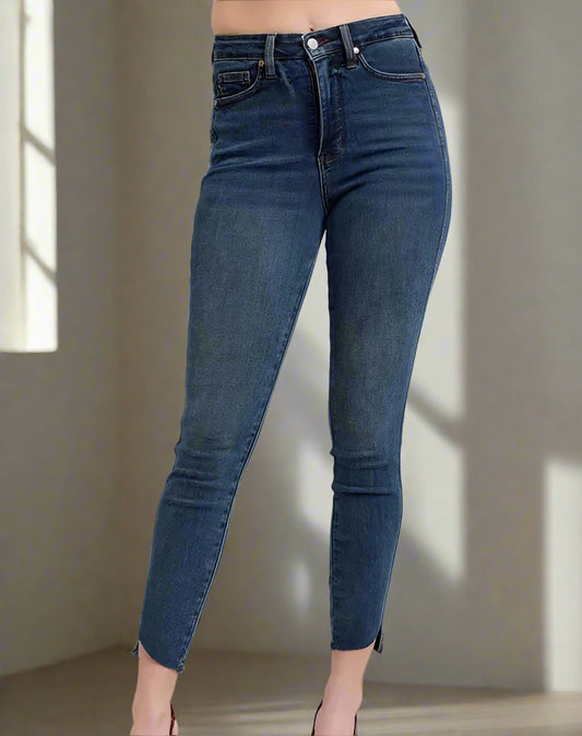 8c2dadb496ea433ea7a6c5a34c69b039-Max-Origin