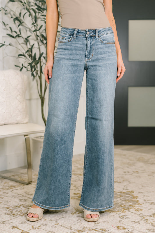 Adrian Mid-Rise Retro Wide Leg Jeans | Judy Blue