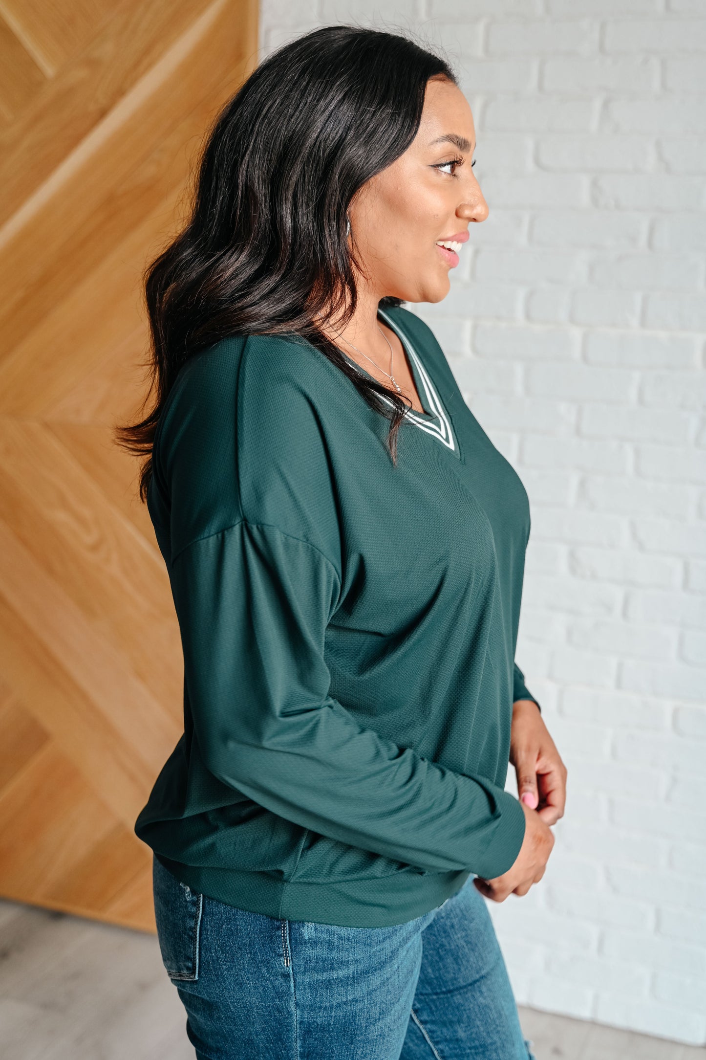 All Out Comfort V-Neck Pullover | Midnight Green