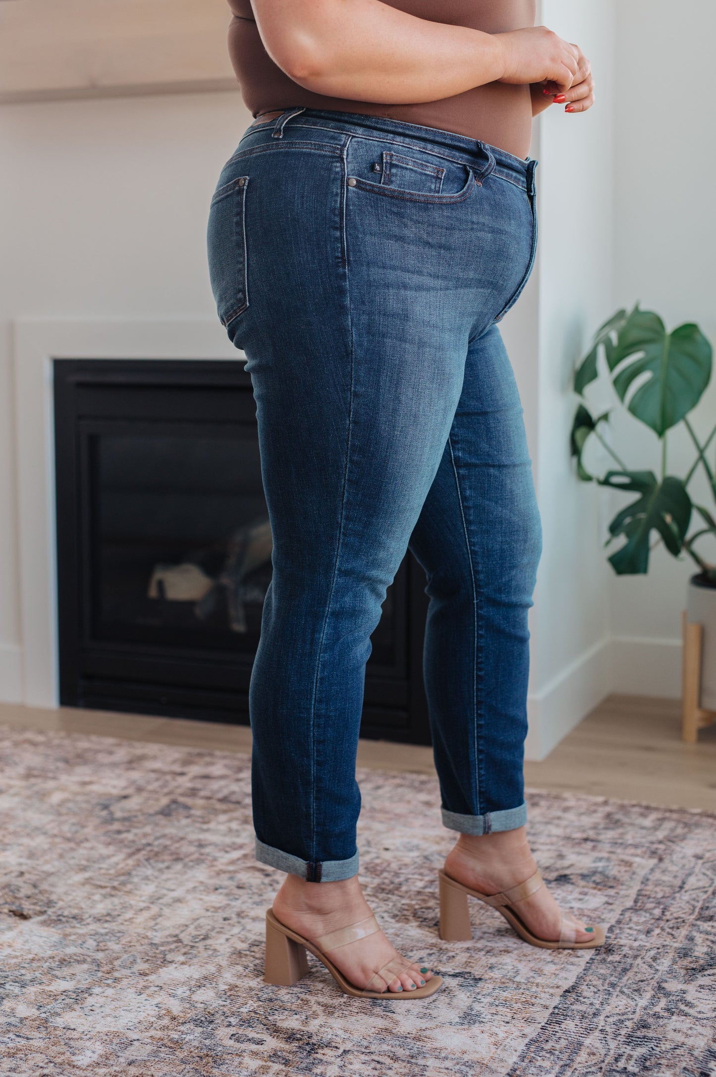 Amber Cuffed Slim Fit Jeans | Judy Blue