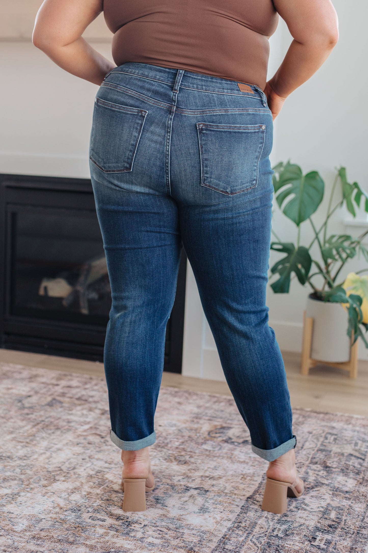 Amber Cuffed Slim Fit Jeans | Judy Blue