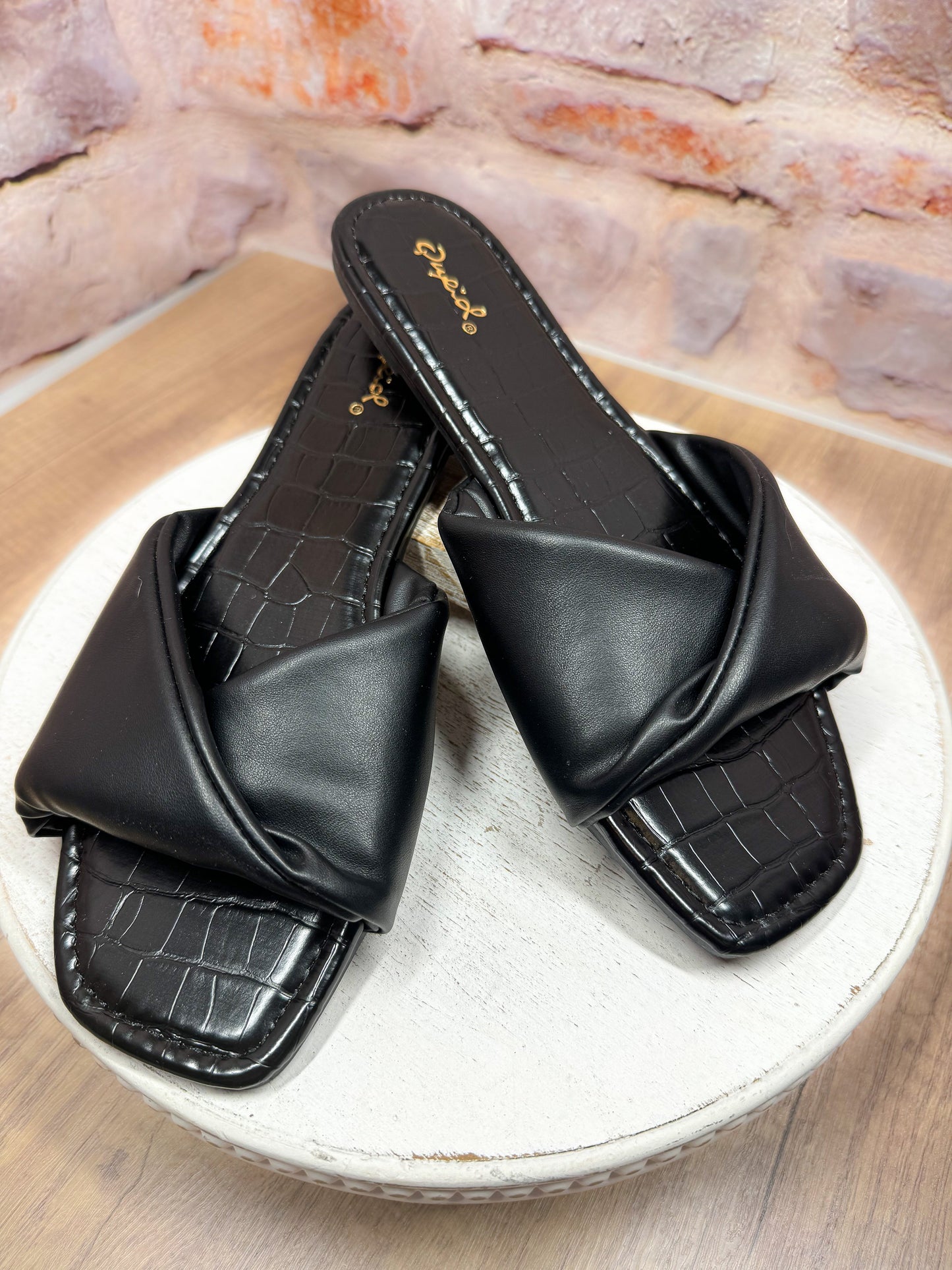 Tiffany Super Soft Sandals | Black