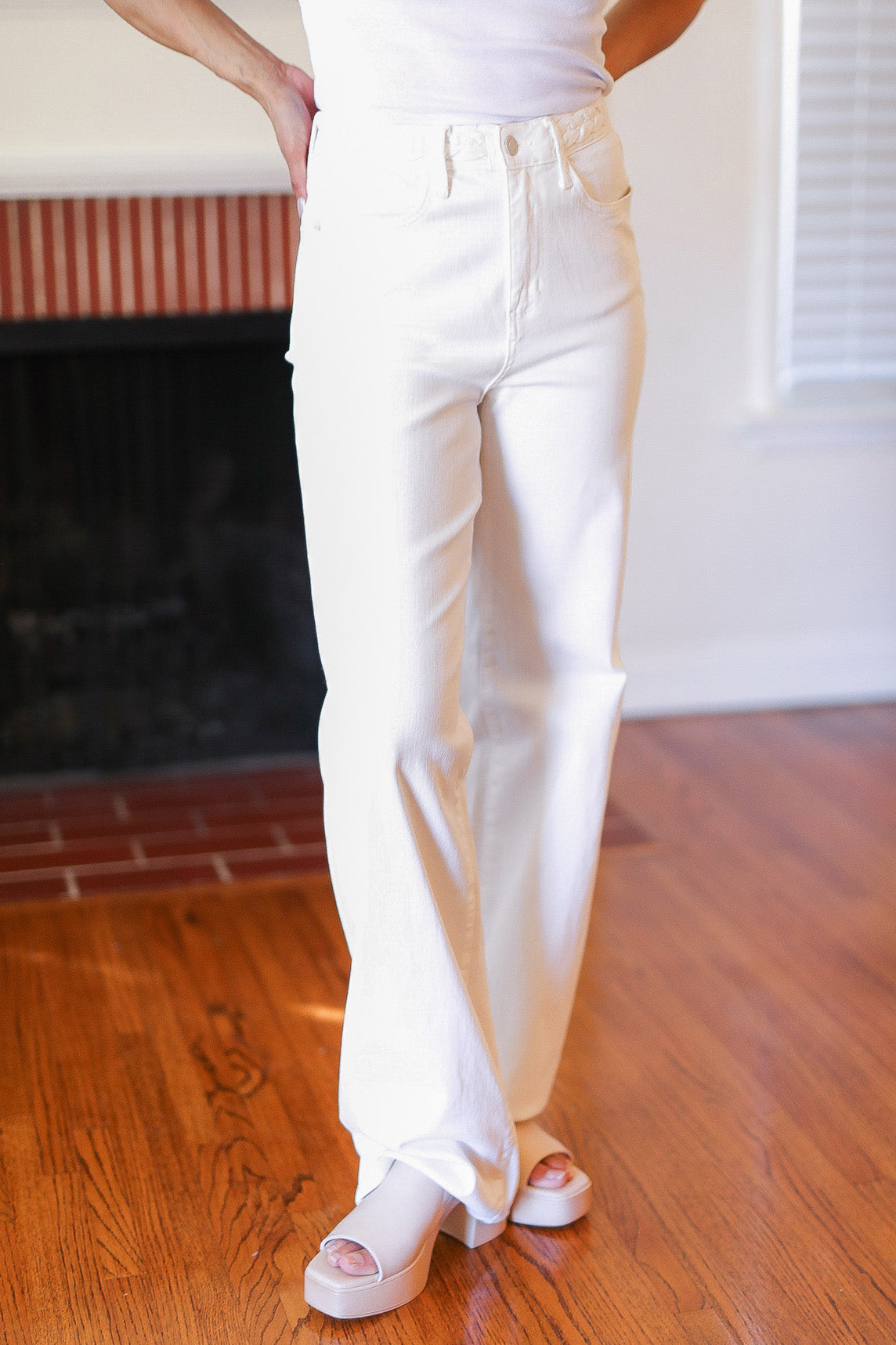 Above & Beyond White Braided Waist Wide Leg Jeans | Judy Blue