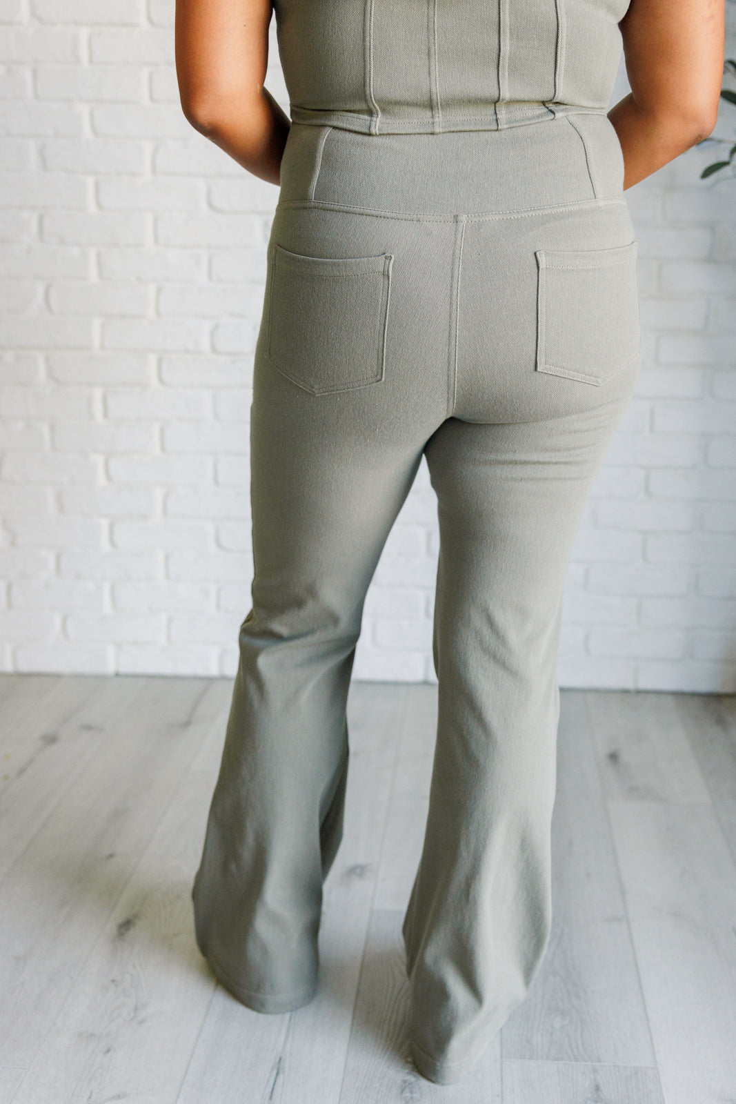 Building Habits Twill Flared Pants | Dusty Olive