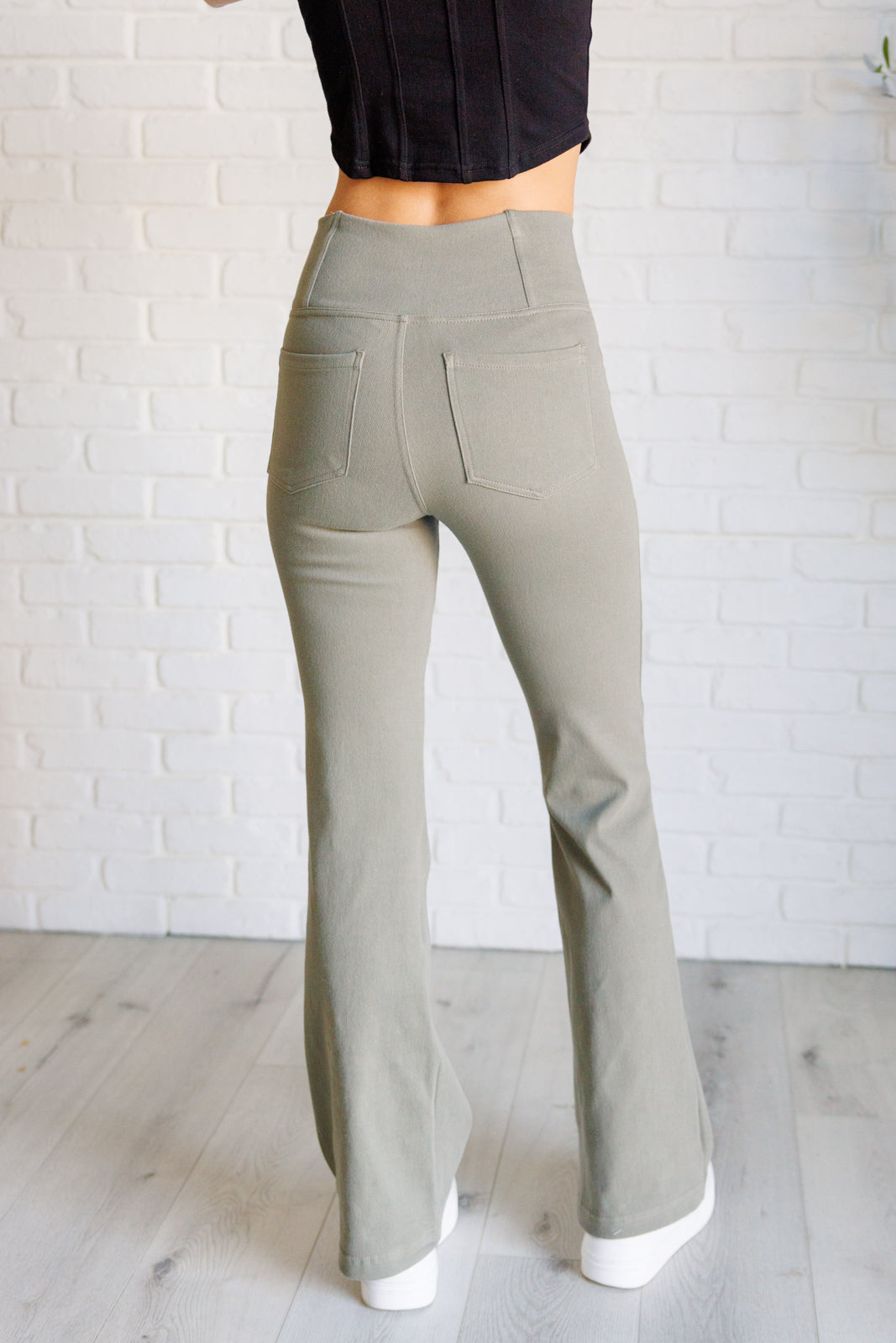 Building Habits Twill Flared Pants | Dusty Olive