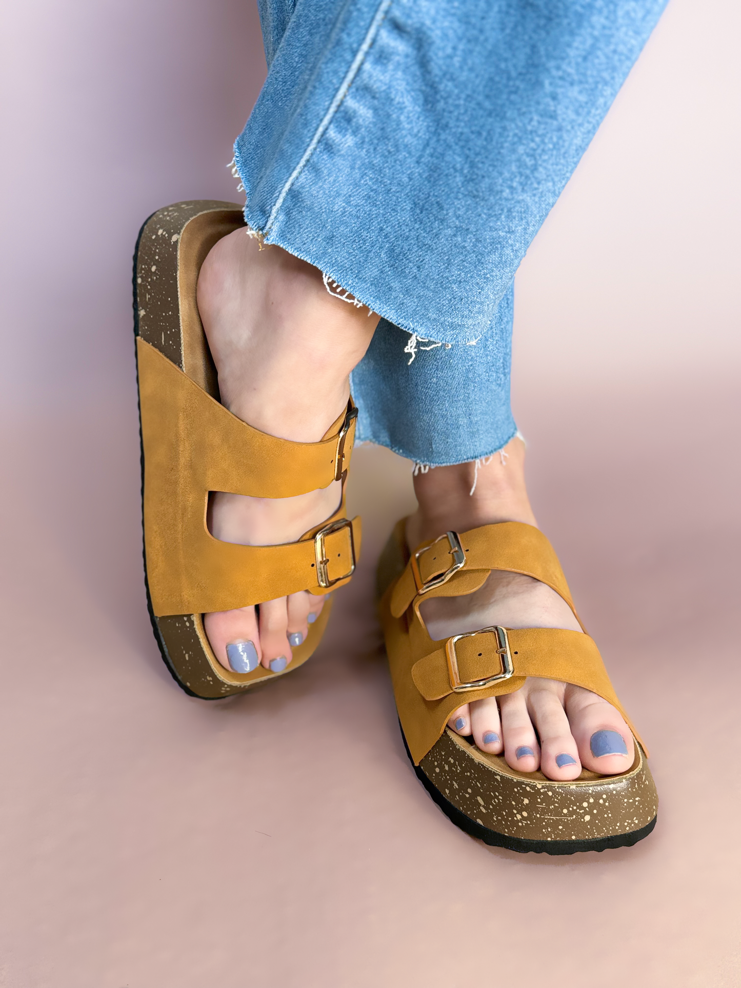 Suzan Buckle Sandals | Tan