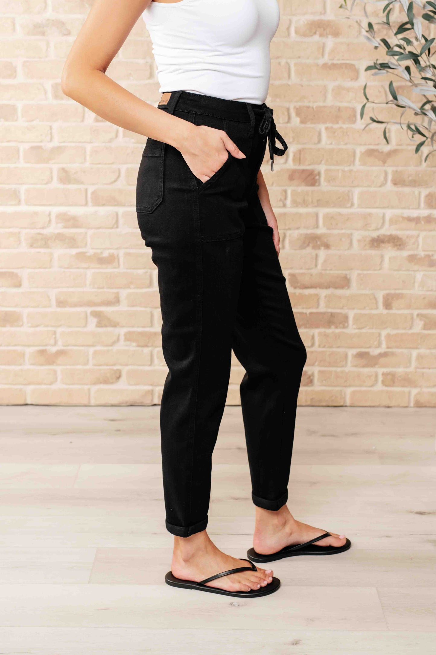 Carmen Double Cuff Joggers | Black | Judy Blue