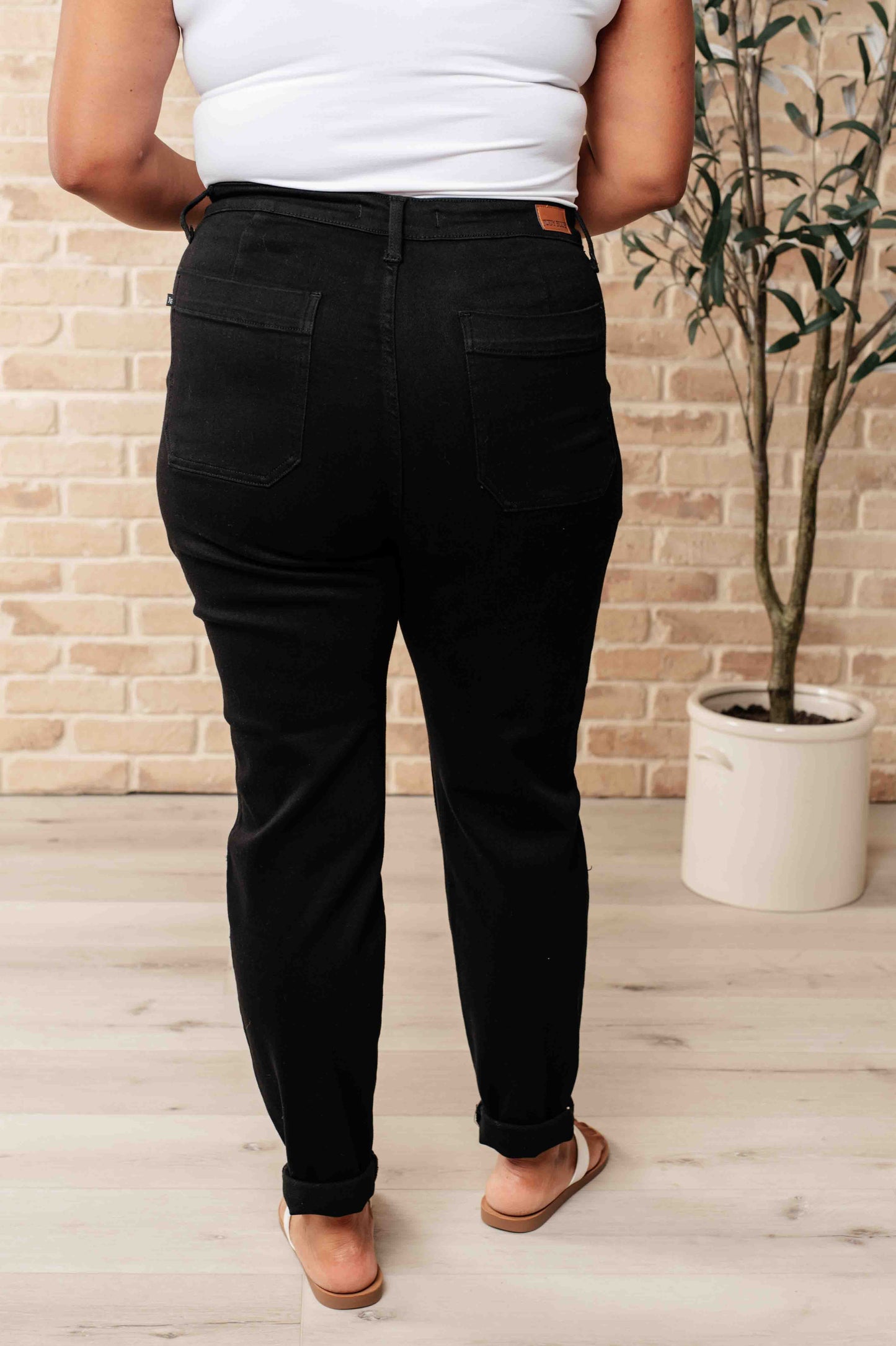 Carmen Double Cuff Joggers | Black | Judy Blue