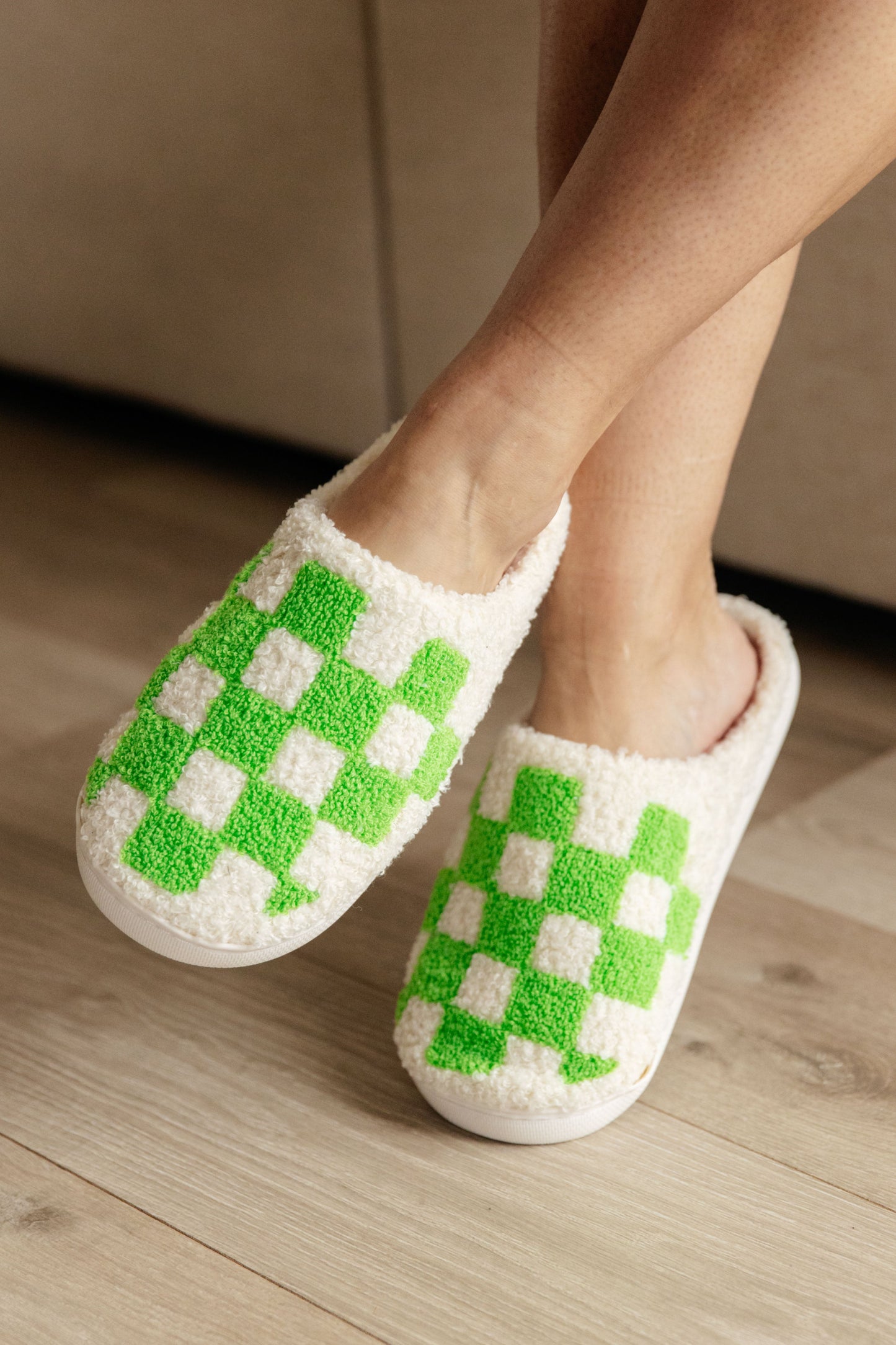 Checked Out Slippers | Green