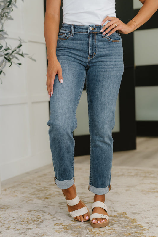 Colette Mid-Rise Boyfriend Classic Cuffed Jeans | Judy Blue