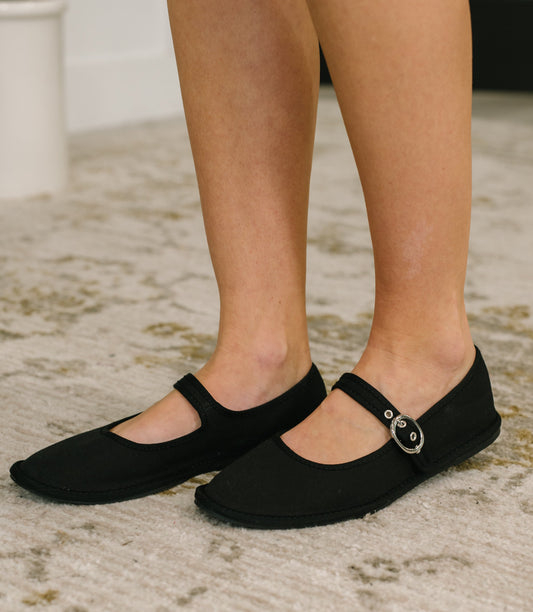 Fleta Buckle Flats | Black
