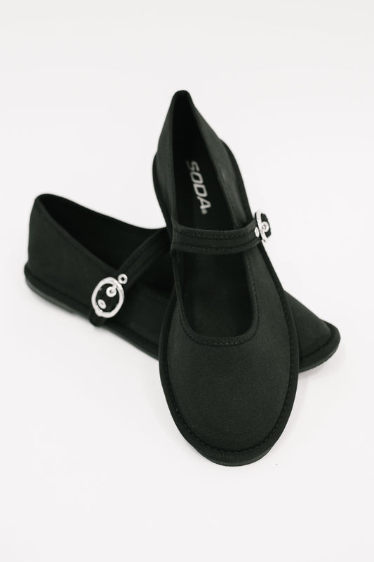 Fleta Buckle Flats | Black