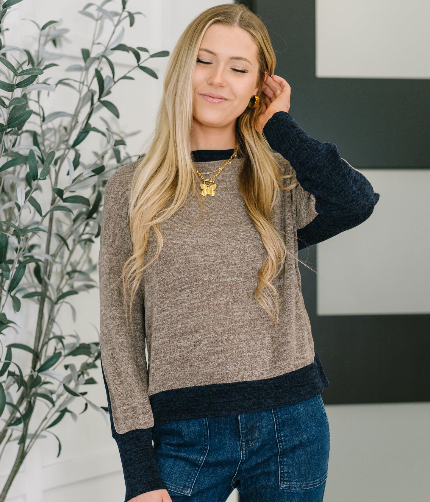 Give Me a Call Pullover