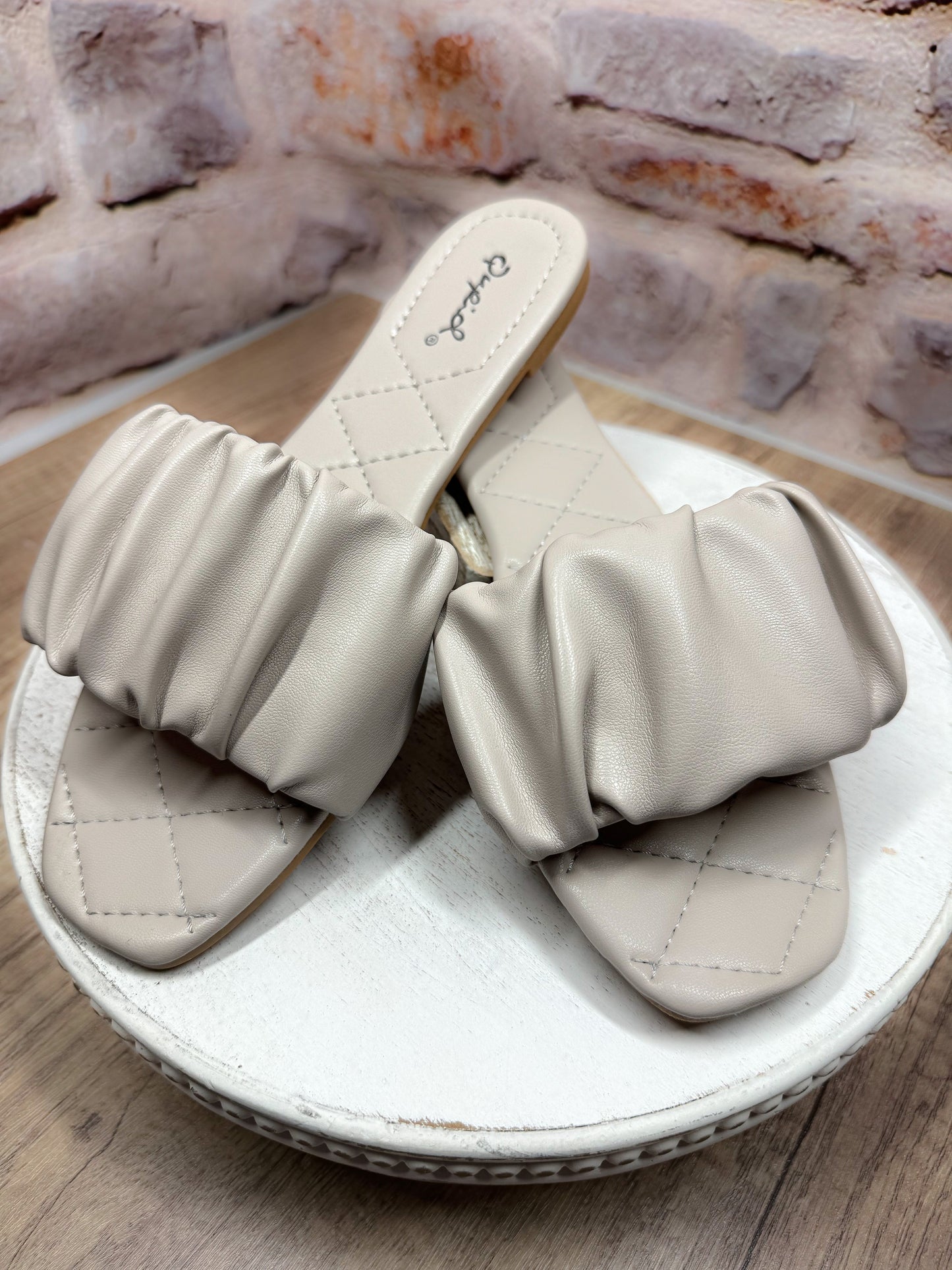 Hazel Ruched Sandals | Warm Grey