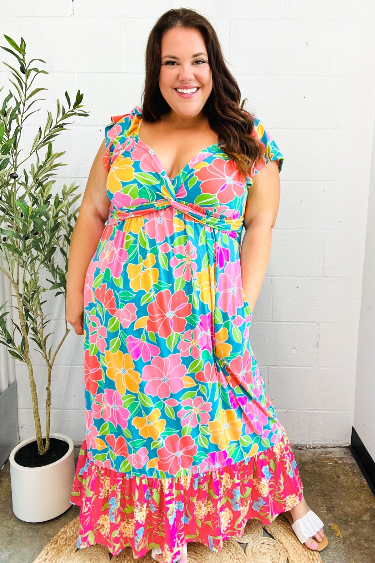 Vacay Vibes Floral Sweetheart Twisted Maxi Dress