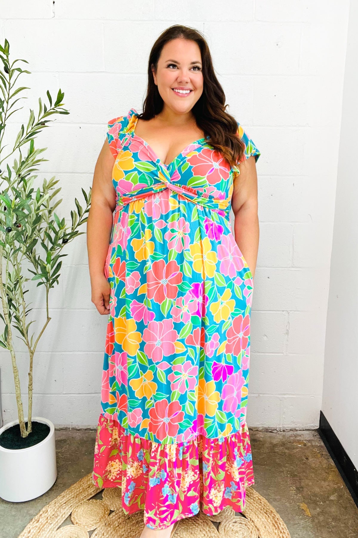 Vacay Vibes Floral Sweetheart Twisted Maxi Dress