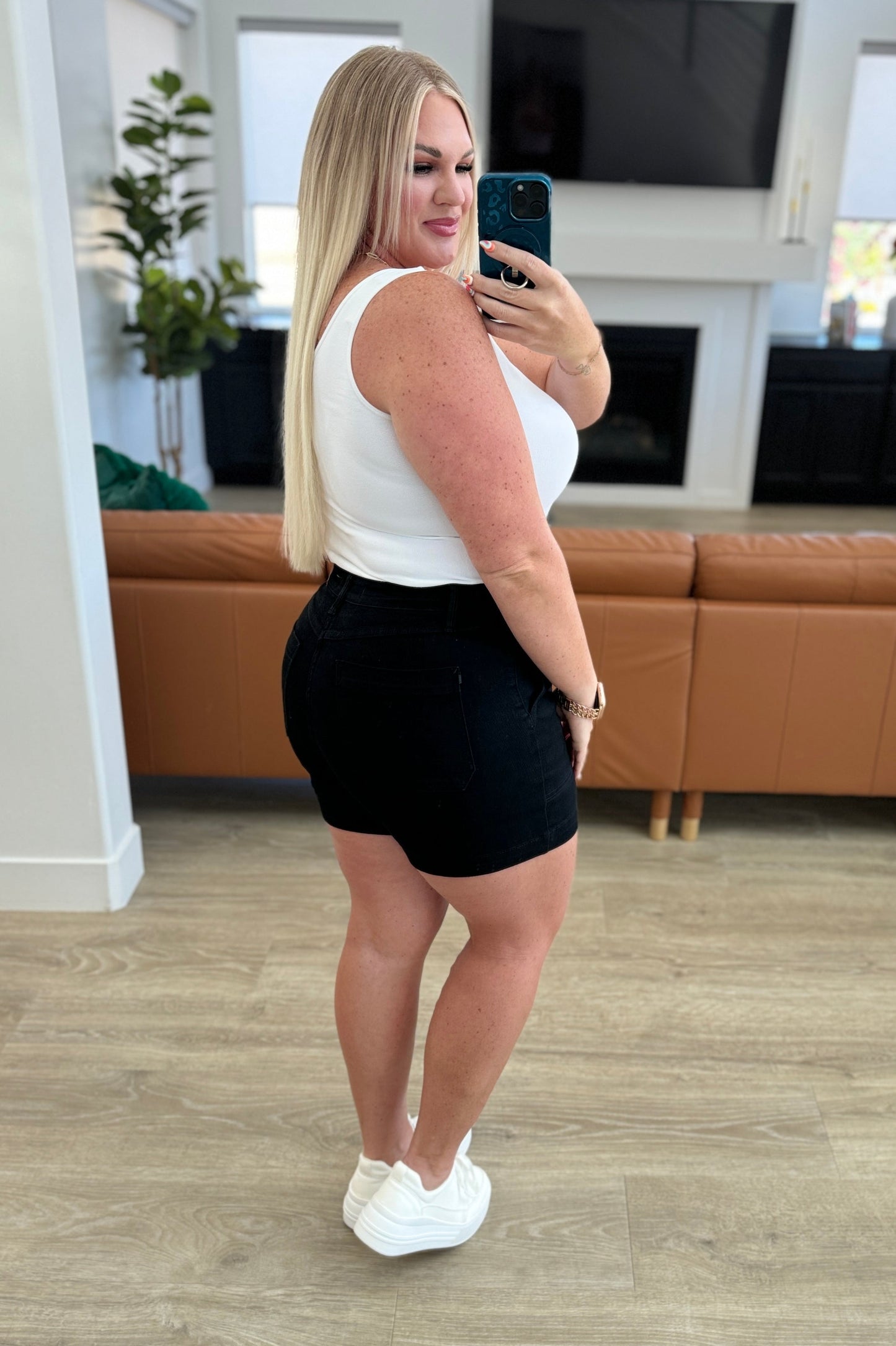 Reagan High-Rise Button Shorts | Judy Blue