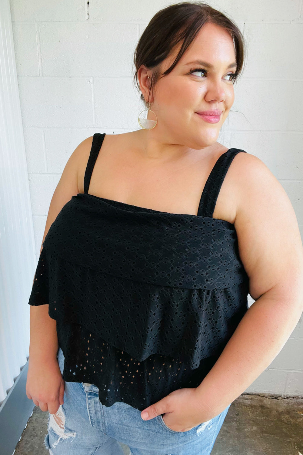 Eyelet Tiered Sleeveless Top