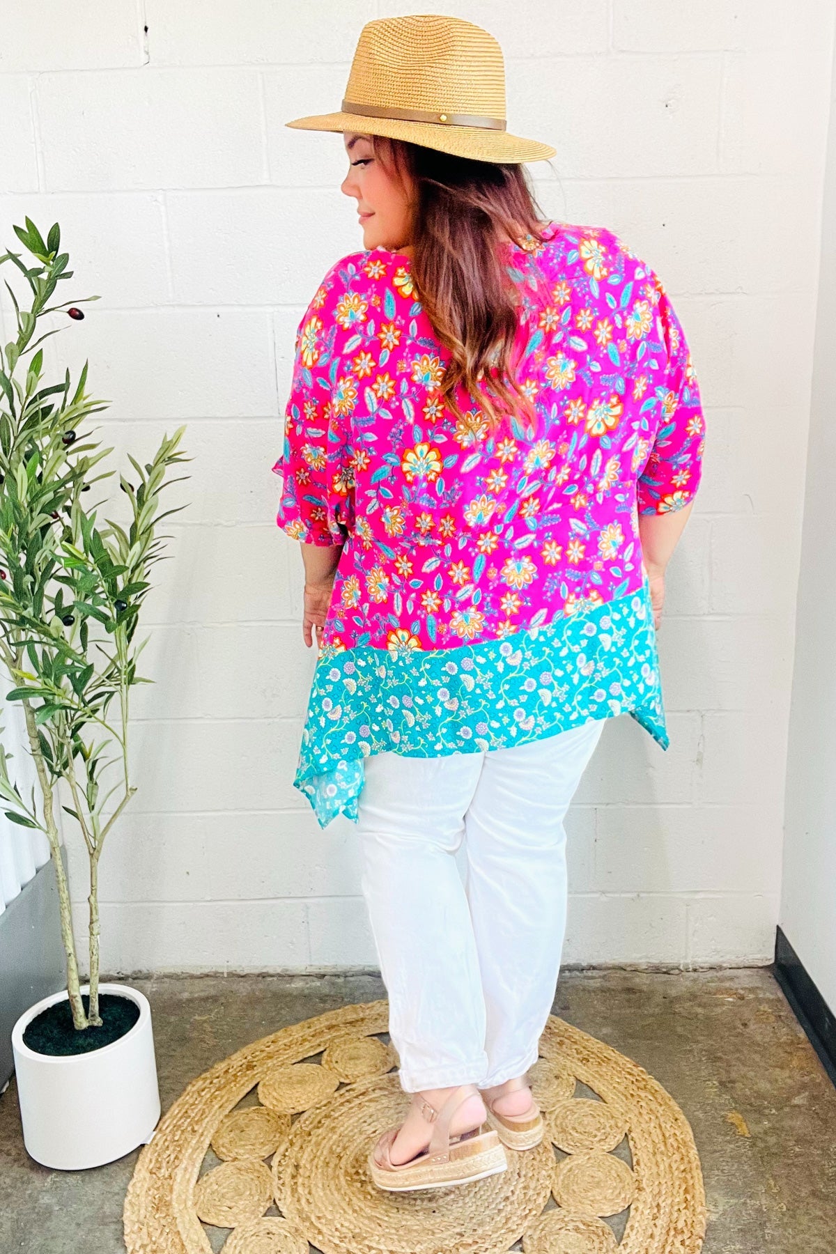 Vacay Ready Paisley Floral Shark Bite Top