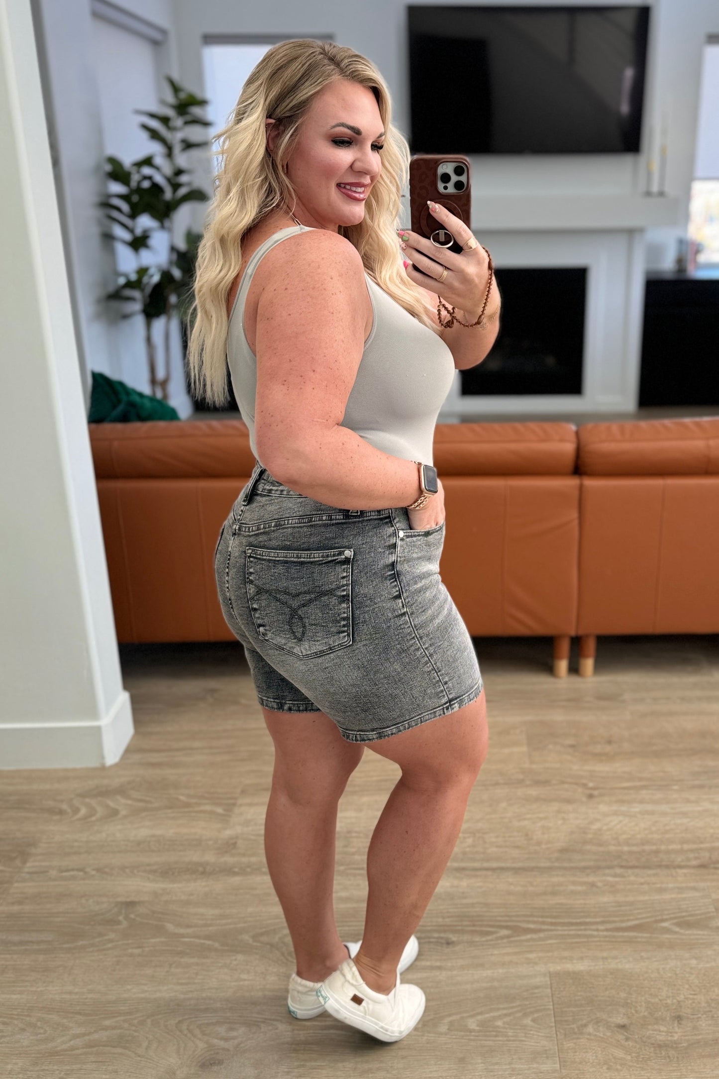 Greyson High-Rise Cuffed Shorts | Grey | Judy Blue