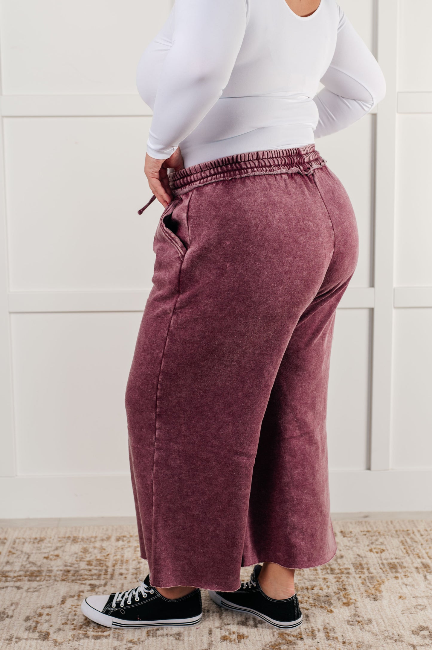 In or Out Wide Leg Cropped Pants | Eggplant