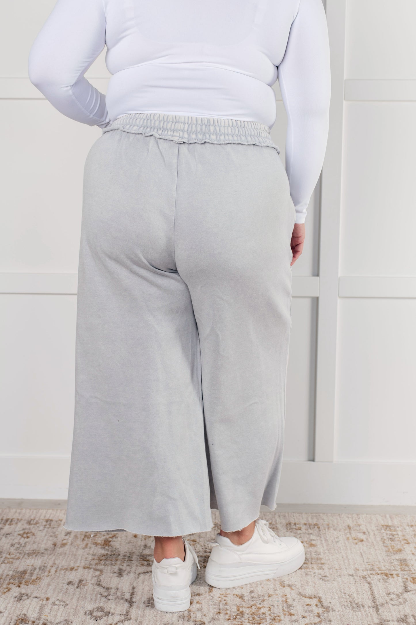 In or Out Wide Leg Cropped Pants | Light Grey