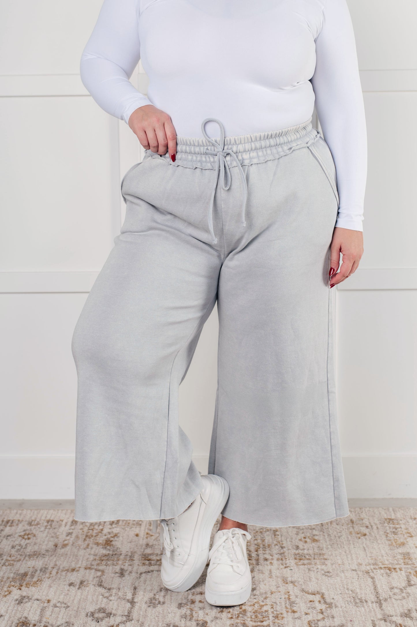 In or Out Wide Leg Cropped Pants | Light Grey