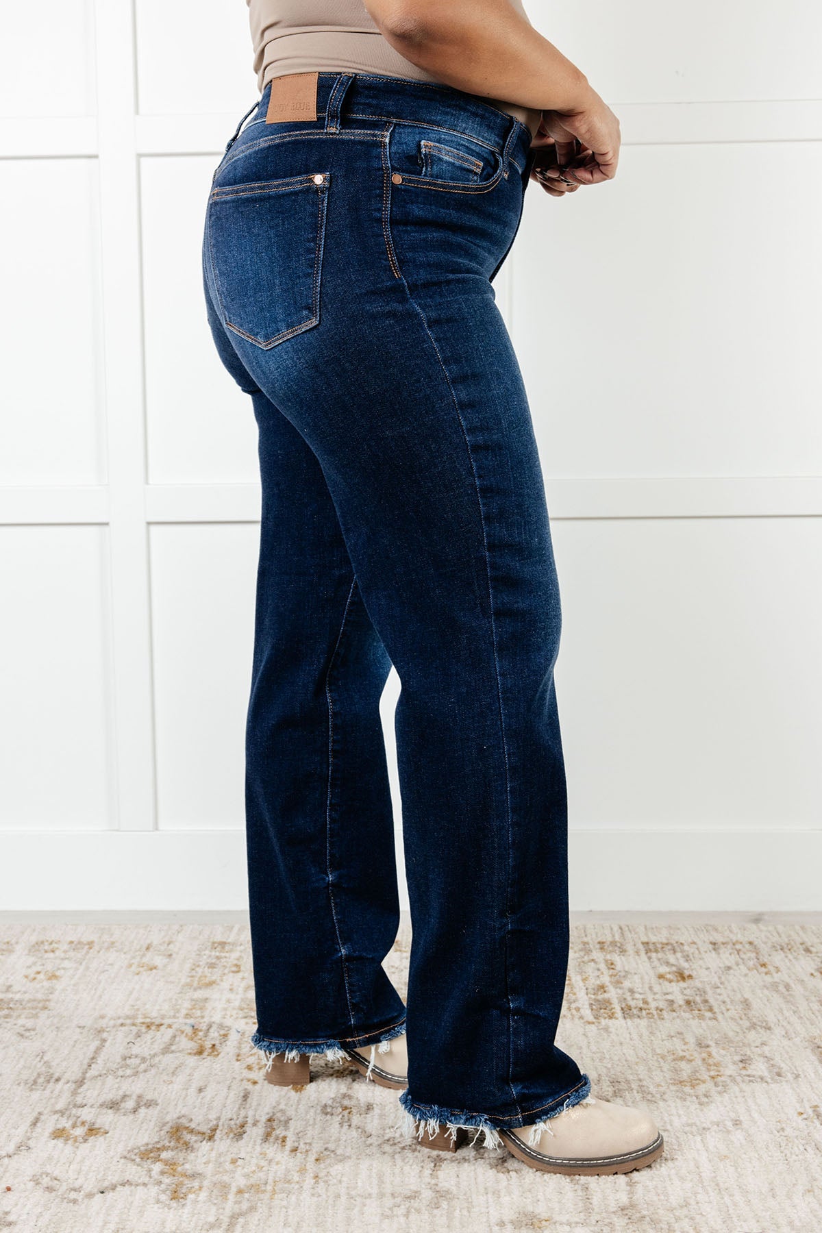 Jacqueline Mid-Rise Frayed Hem Straight Leg Jeans | Judy Blue