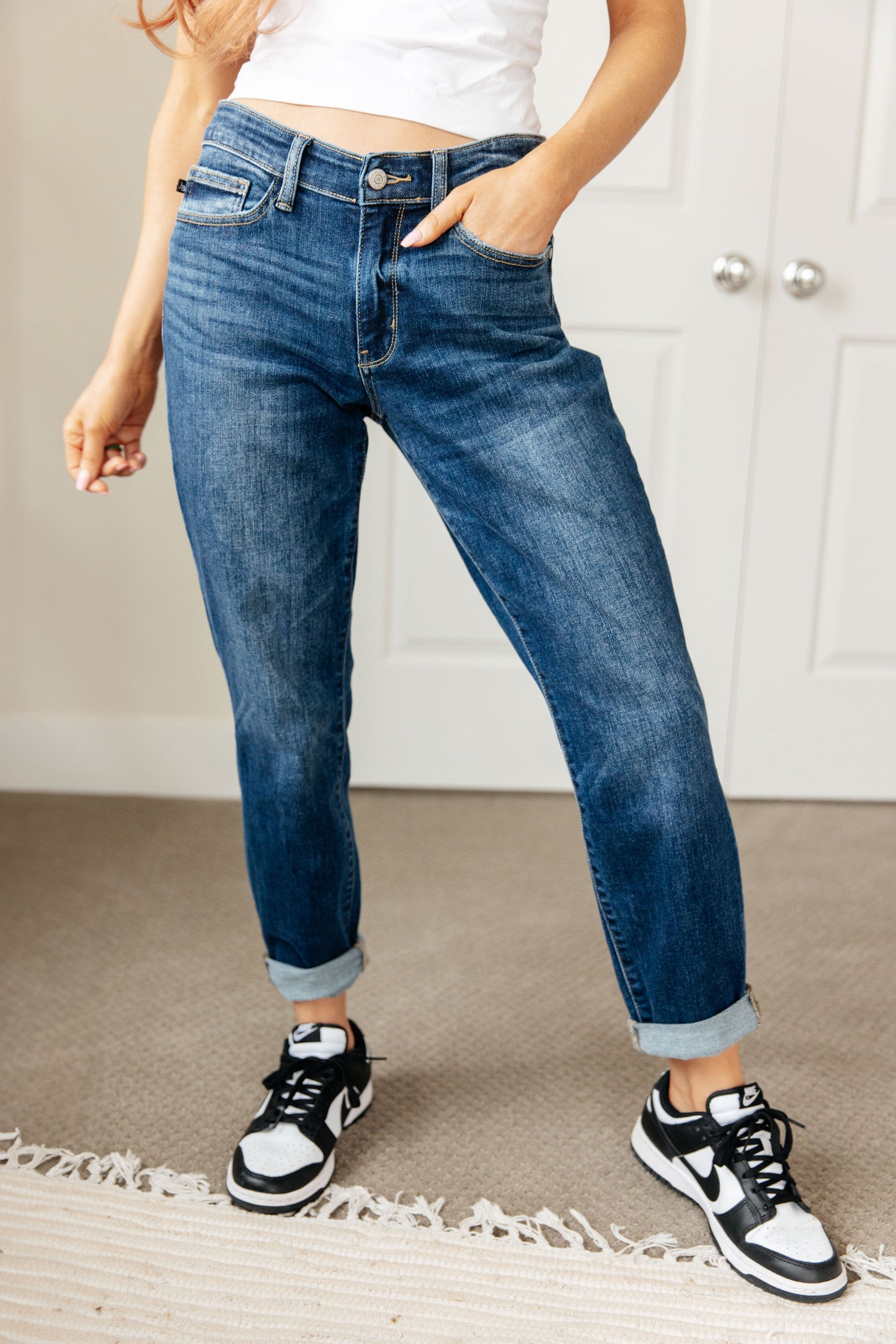 London Mid-Rise Cuffed Boyfriend Jeans | Judy Blue