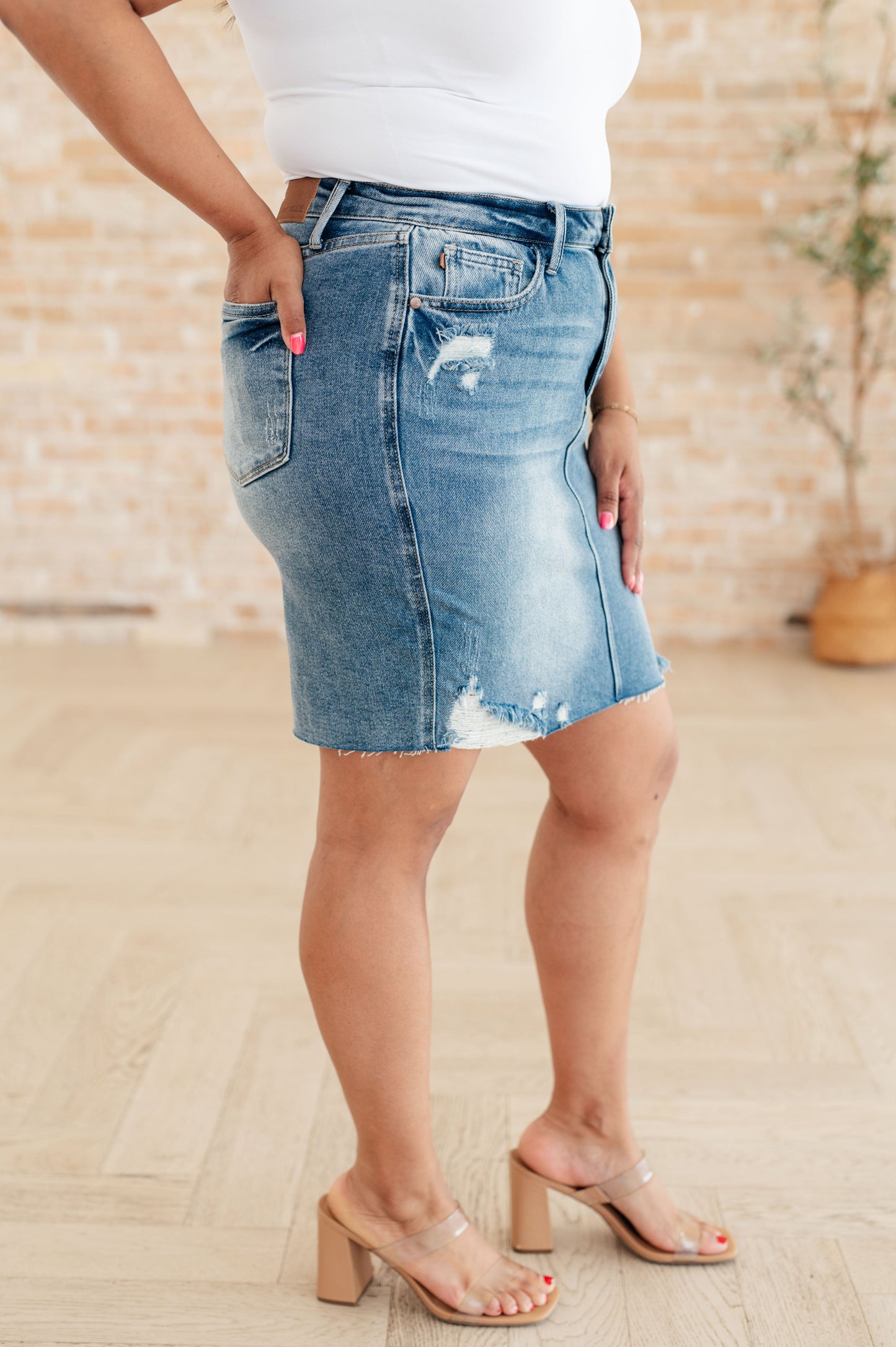 Carol High-Rise Rigid Magic Denim Skirt | Judy Blue