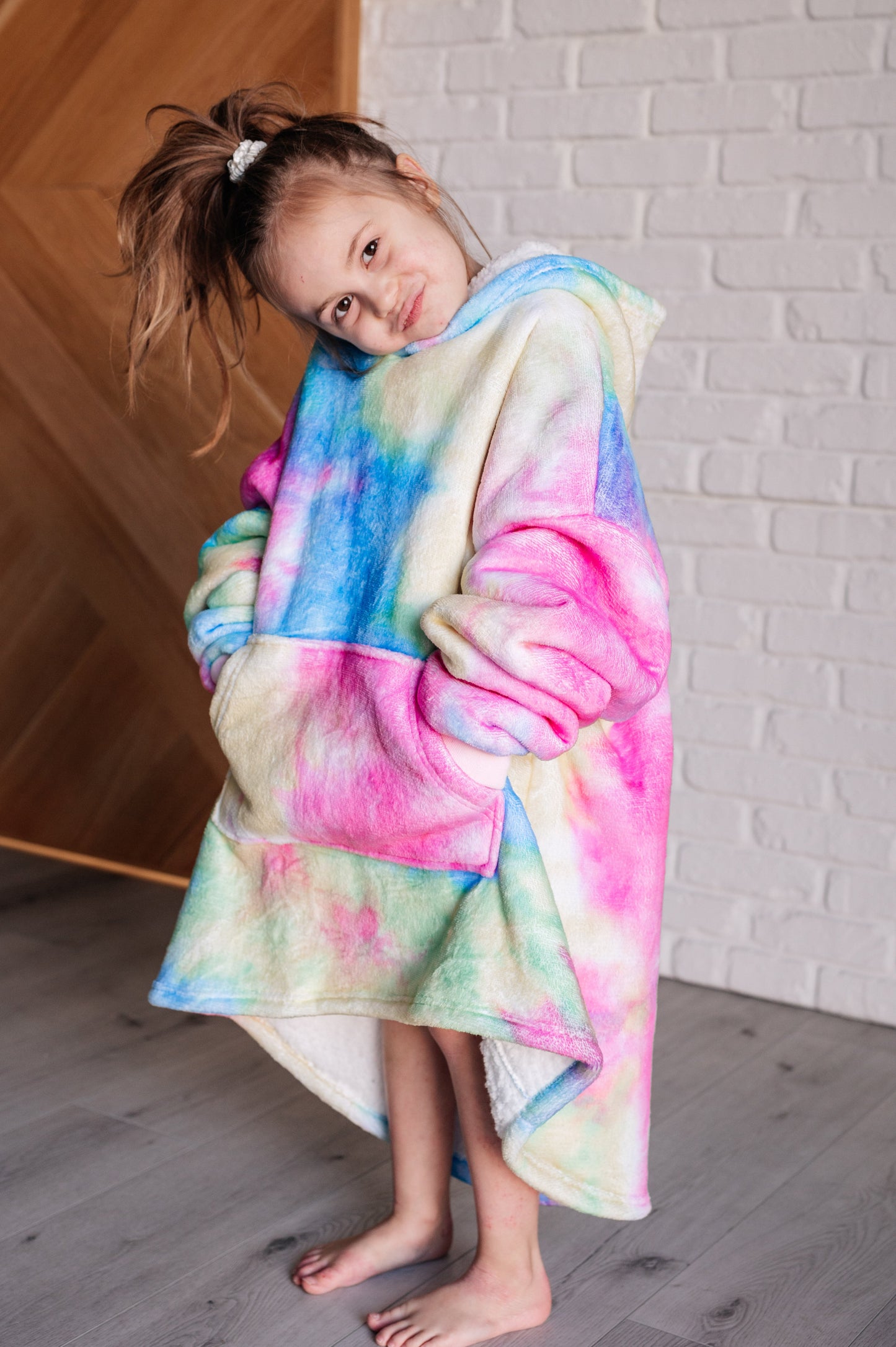 Adelynn Oversized Hoodie Blanket | Rainbow | Kid's