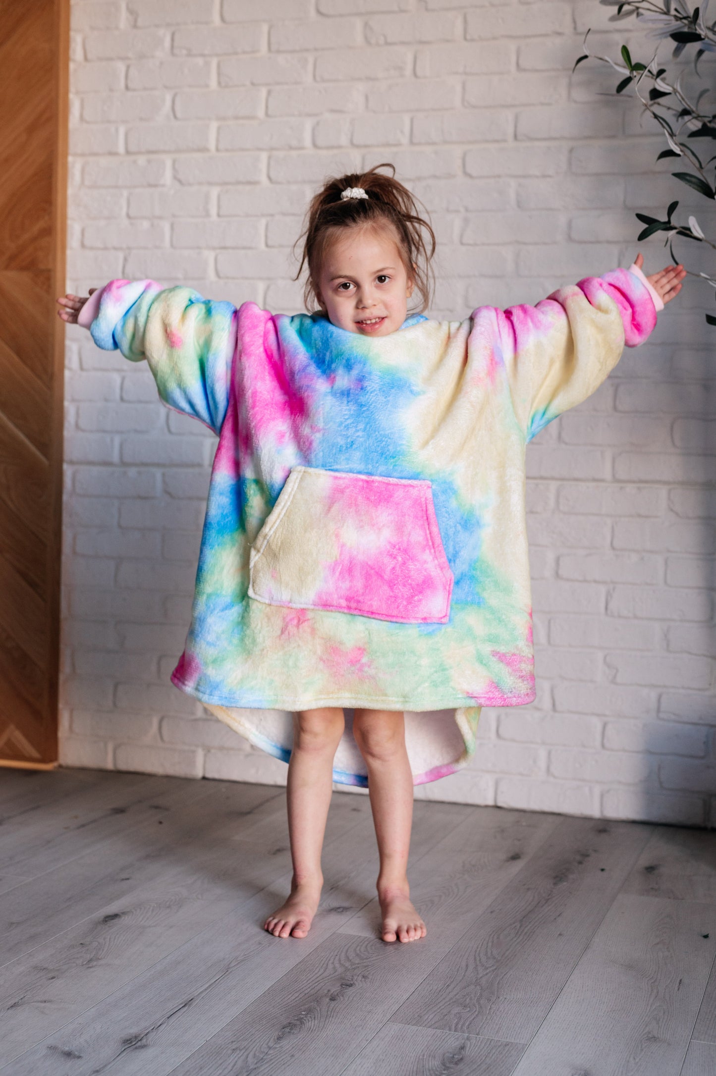 Adelynn Oversized Hoodie Blanket | Rainbow | Kid's