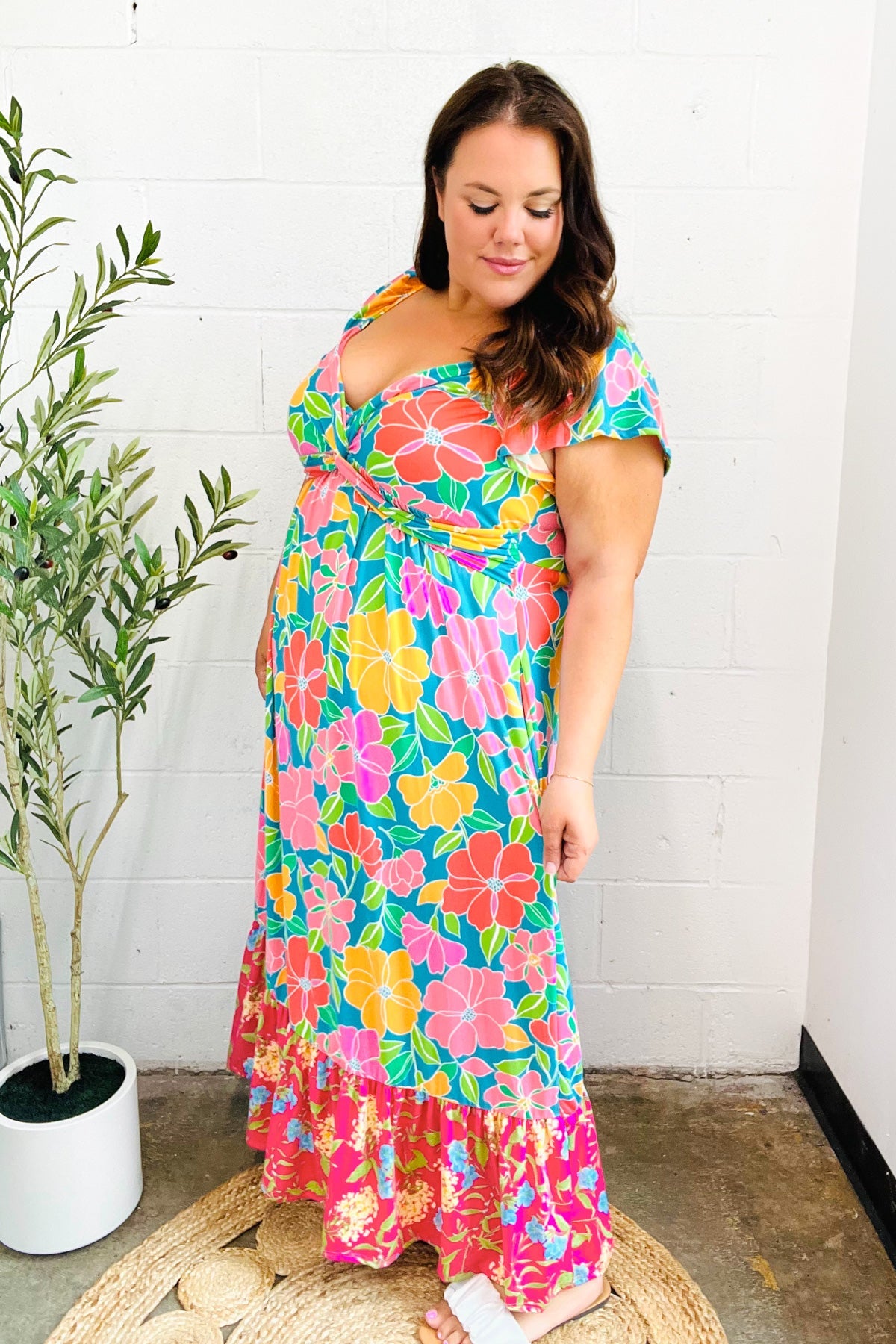 Vacay Vibes Floral Sweetheart Twisted Maxi Dress